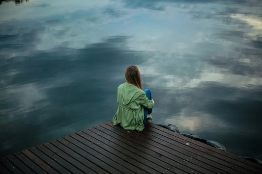 7 Best Essential Oils to Chill Out Anxiety (Because Life Is Hard Enough!) - Delune 